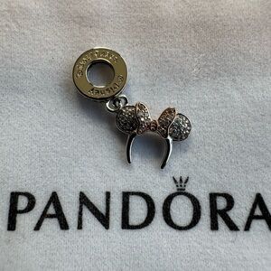Disney x PANDORA Disney Parks Minnie Ears Headband With Bow